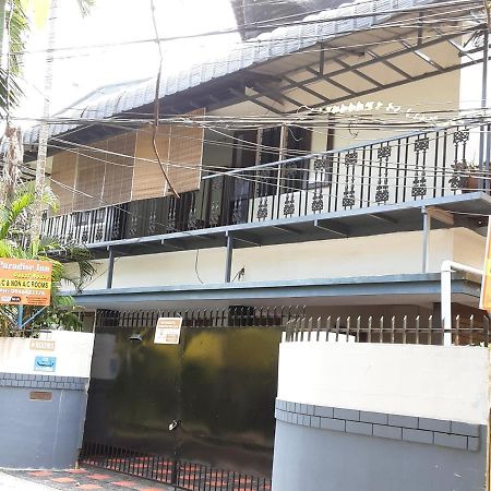 Paradise Inn Guest House Alappuzha Eksteriør billede
