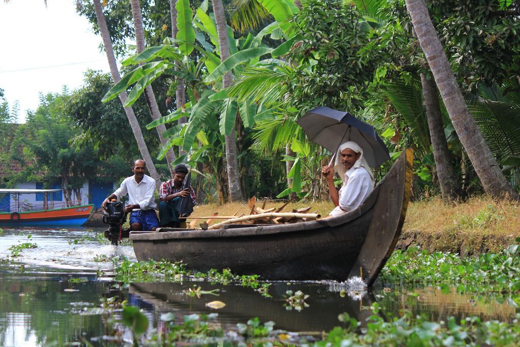 Paradise Inn Guest House Alappuzha Eksteriør billede